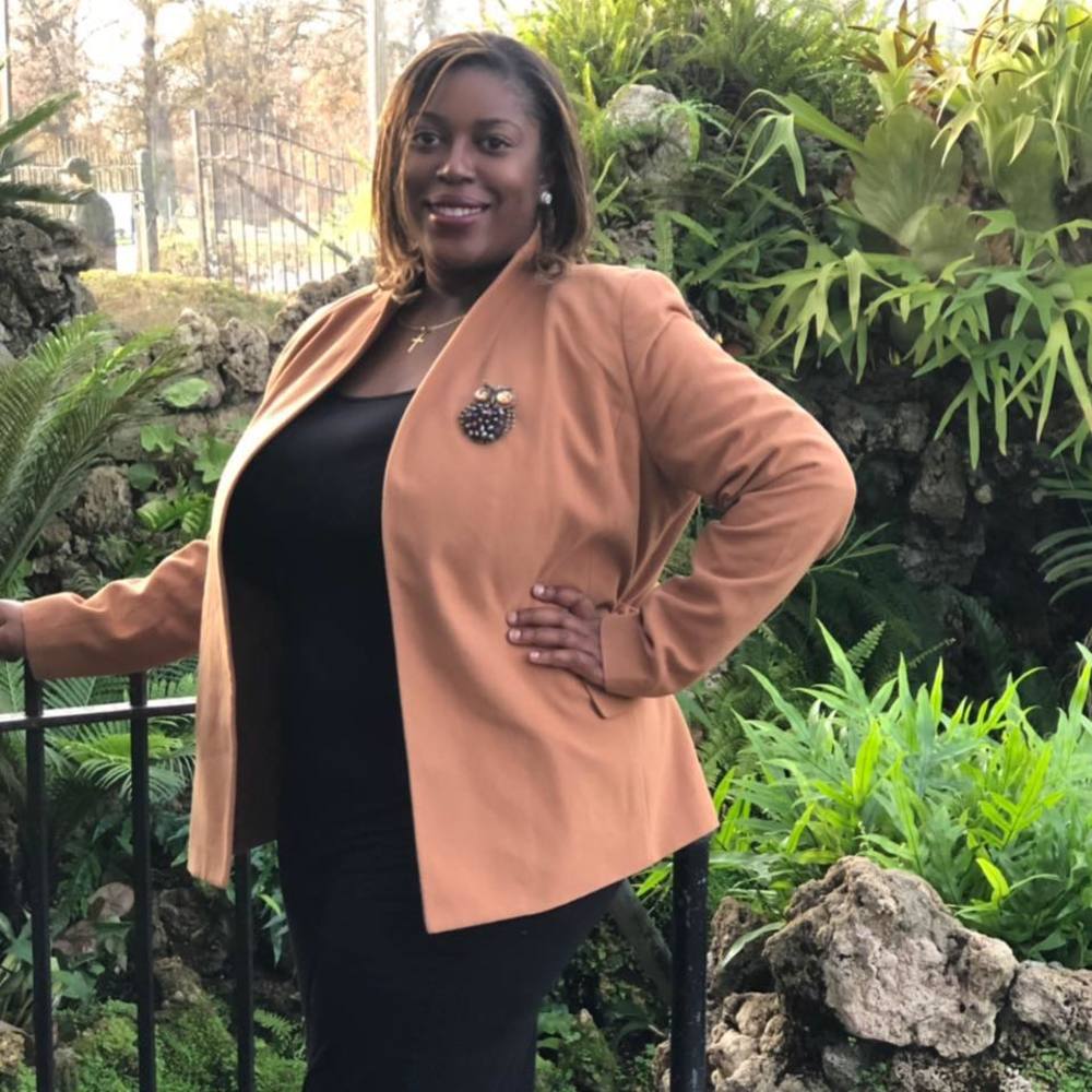 Meet your Posher, Kelli